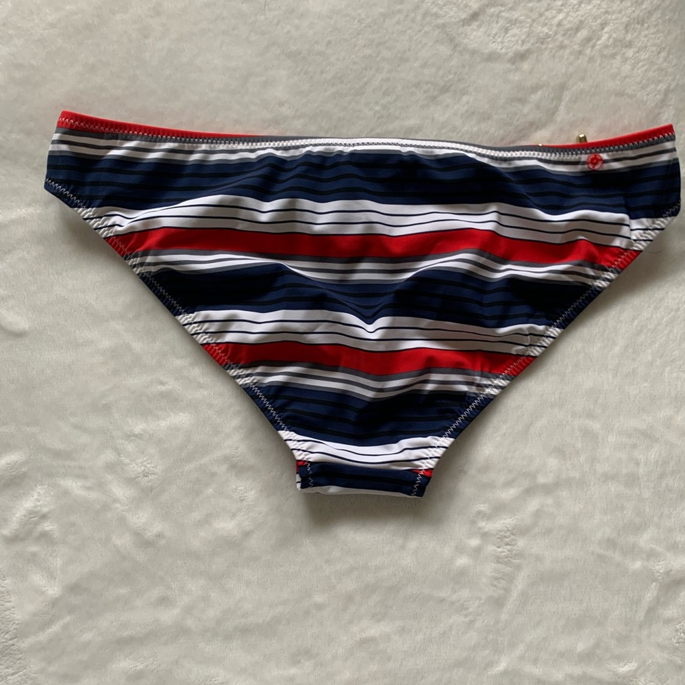 Bathing suit bottoms - Picture 2 of 4